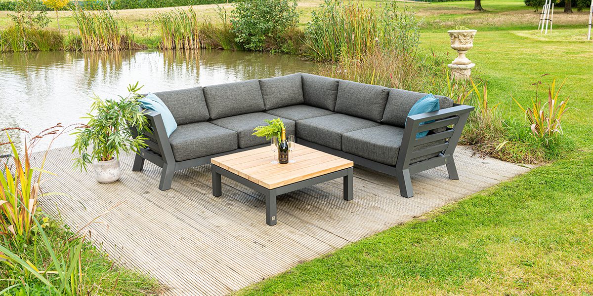 4 Seasons Outdoor Meteoro Collection