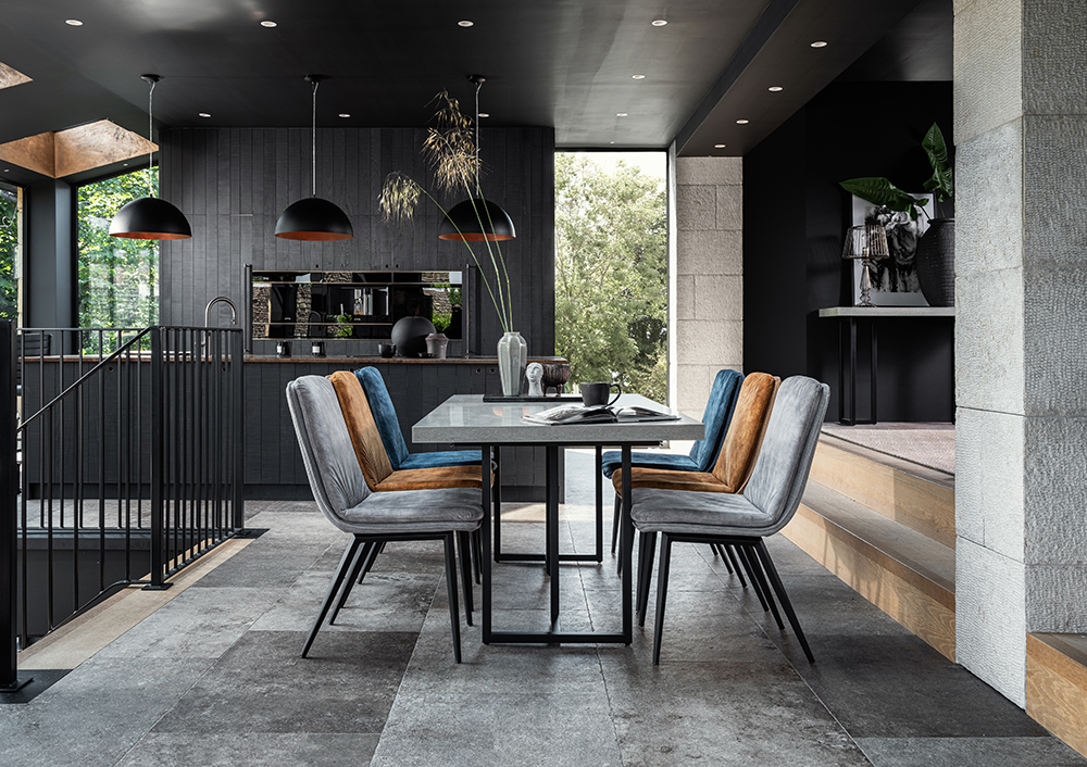 Baker Furniture Hendrix 180cm-220cm Extending Dining Set with Jimmy Chairs