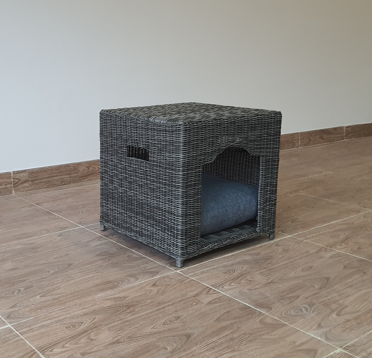 Perfect Pet Beds House in Charcoal with Grey Cushion