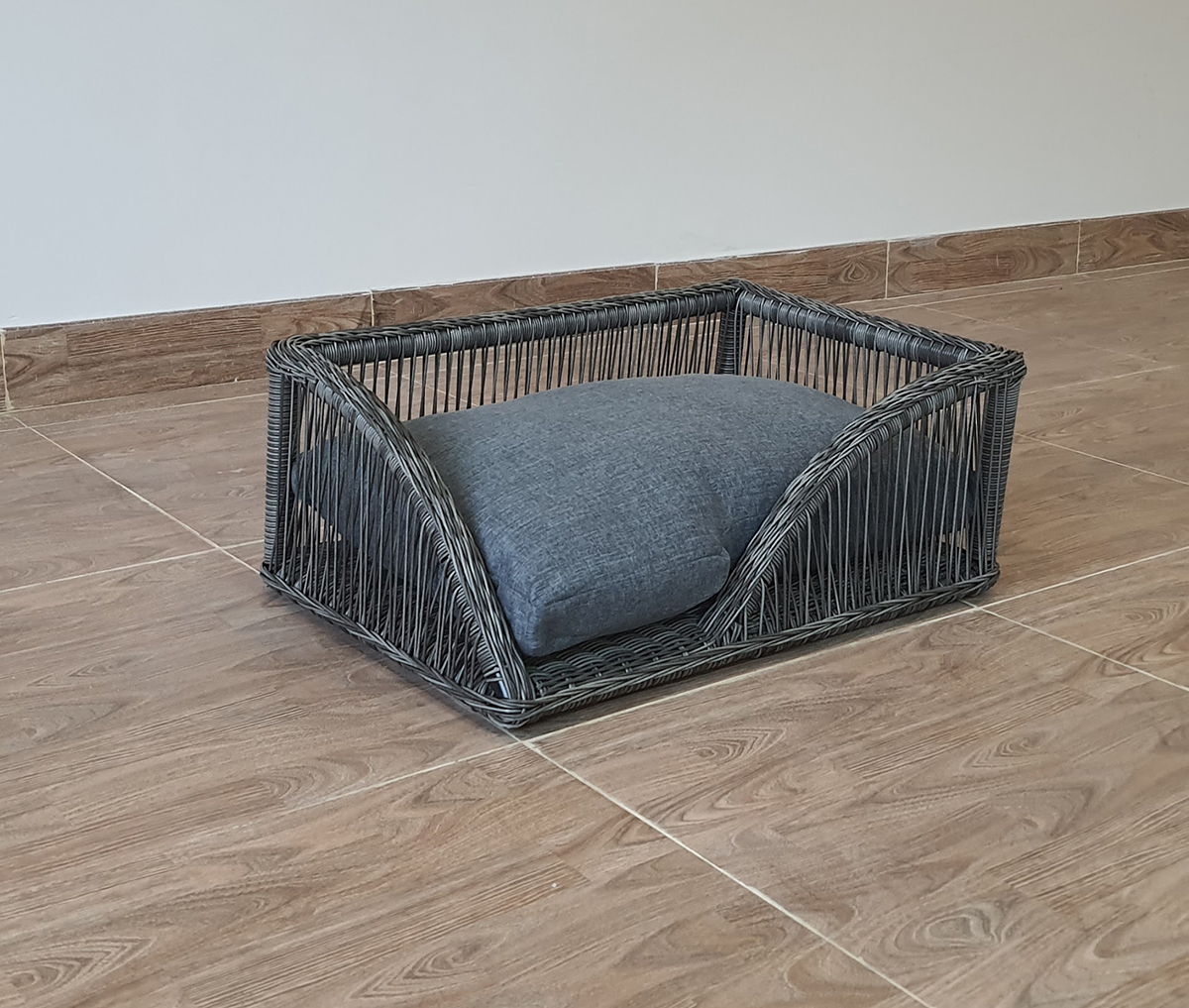 Perfect Pet Beds Contemporary in Charcoal with Grey Cushion