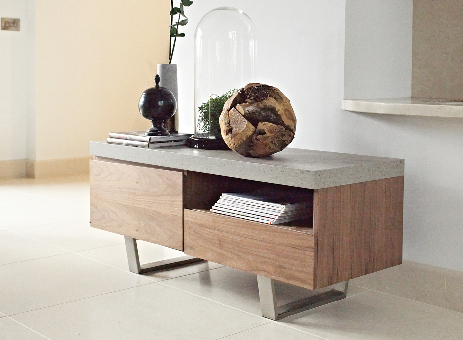 Petra TV Unit