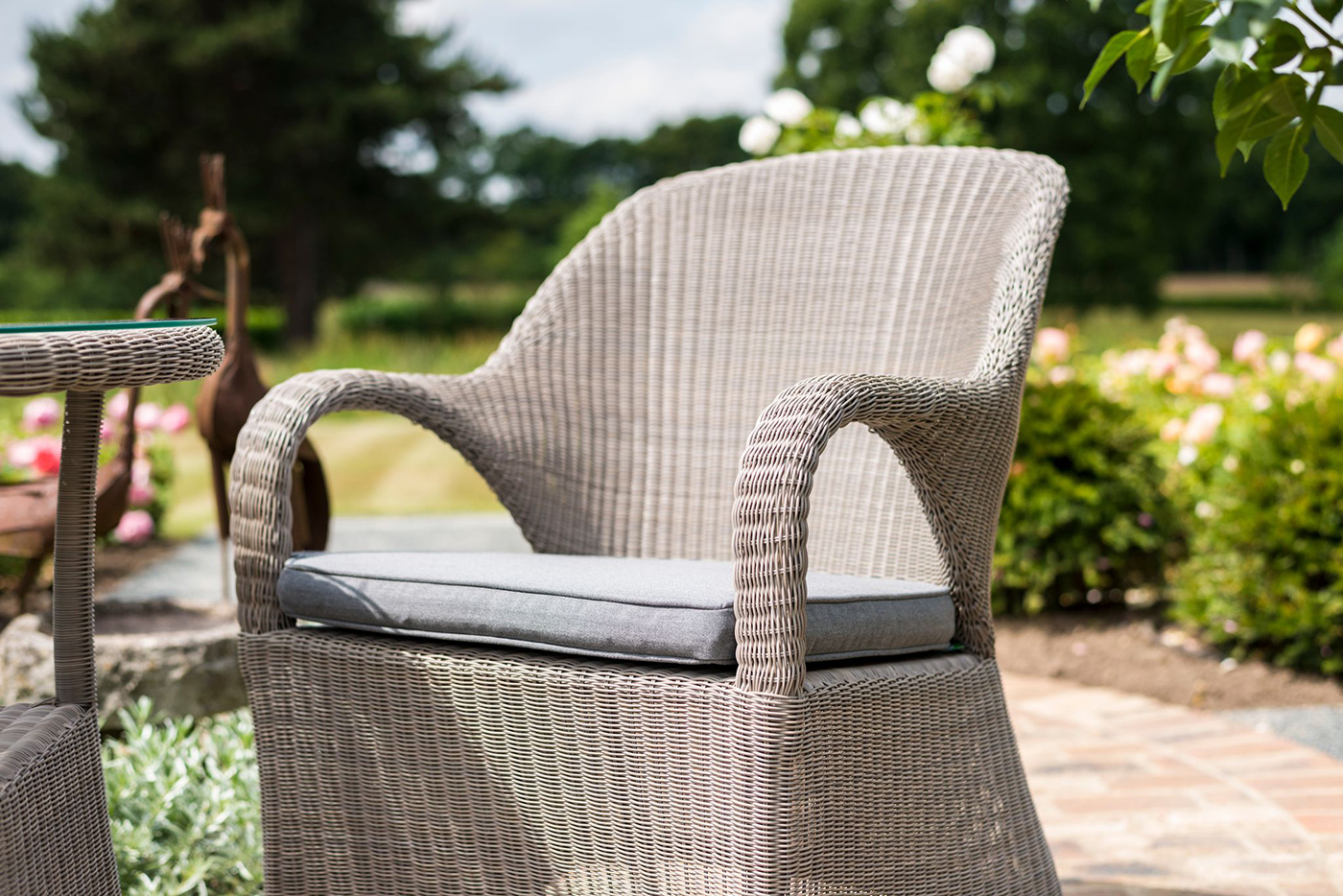 4 seasons sussex online bistro set