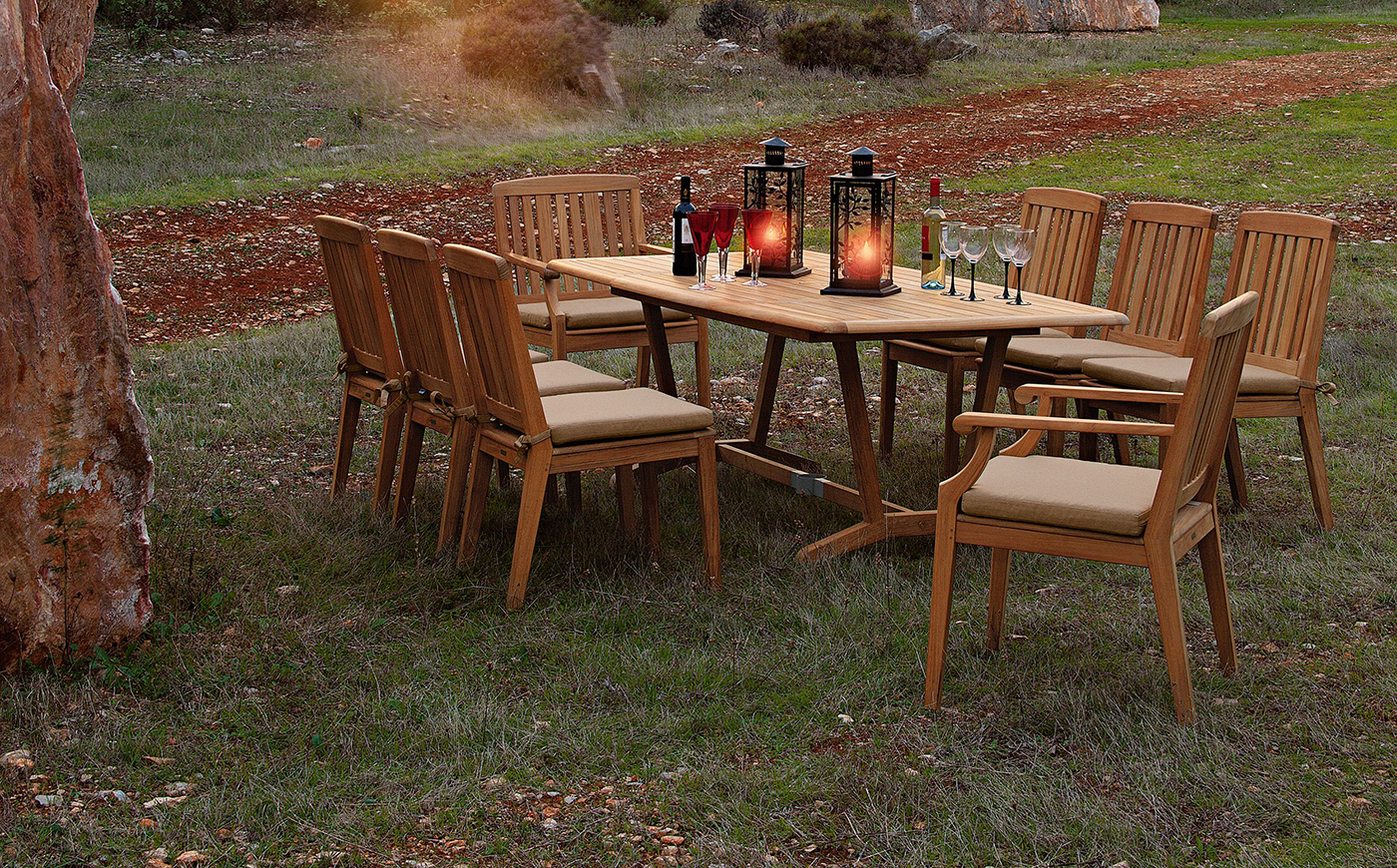 Barlow Tyrie Chesapeake 8 Seat Dining Set