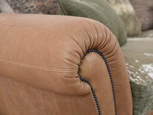 Tetrad Montana Snuggler Sofa in Atacama Nutmeg Leather | Shackletons