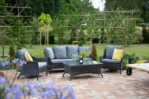 4 Seasons Outdoor Boston Lounge Set in Charcoal Weave | Shackletons