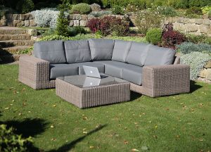 4 Seasons Outdoor Kingston Corner Set | Shackletons