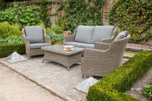 4 Seasons Outdoor Brighton Lounge Set with Footstool | Shackletons