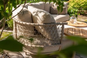 4 Seasons Outdoor Sardinia Lounge Set with Chair | Shackletons