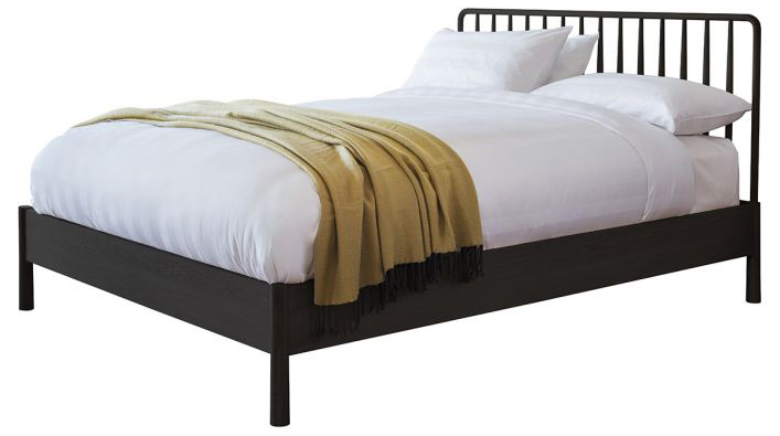 Gallery Direct Wycombe 5 Spindle Bed Black | Shackletons