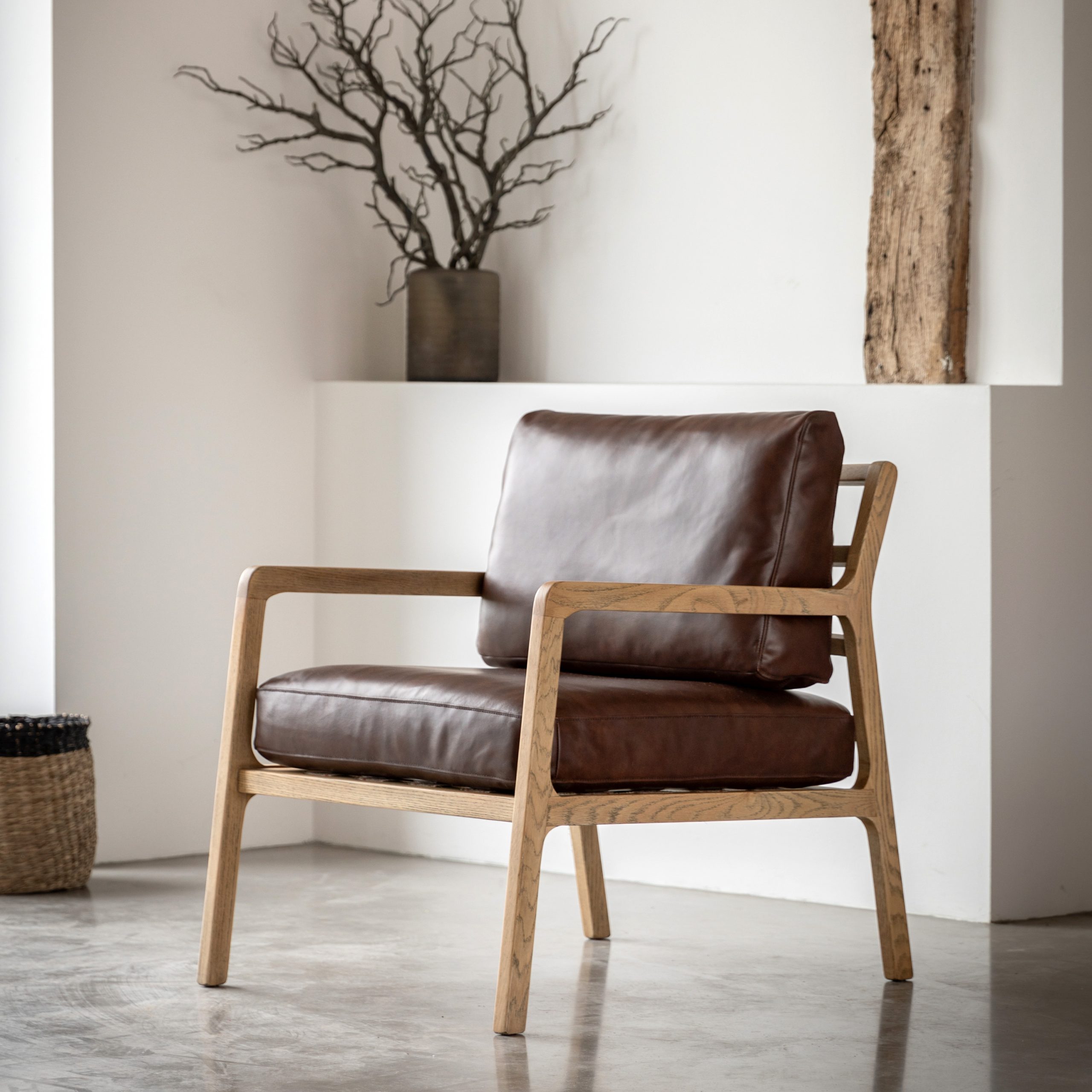 Gallery Direct Cortona Armchair Antique Brn Leather