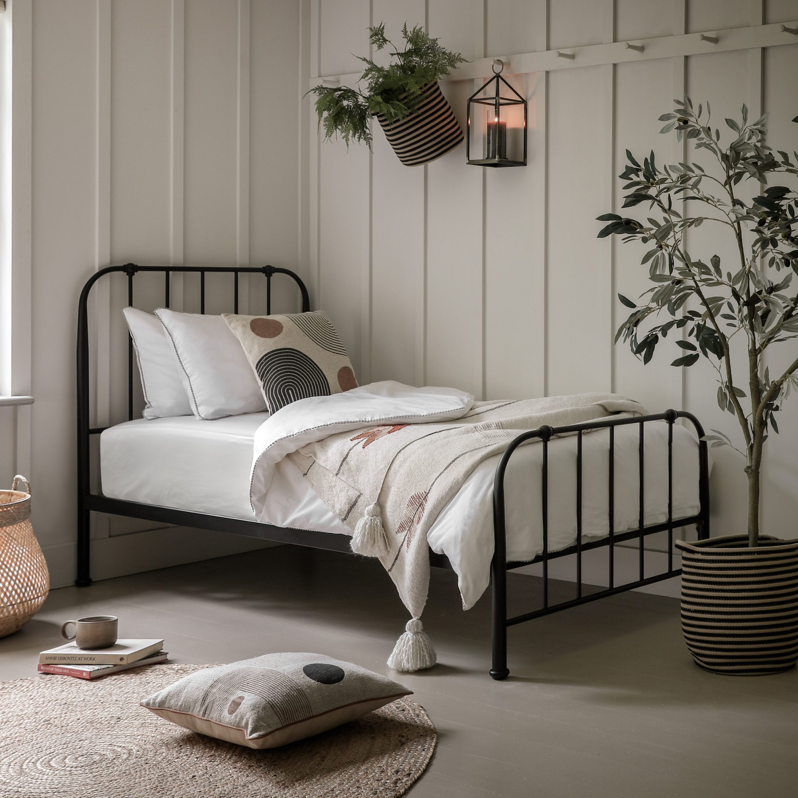 Gallery Direct Loughton 3' Bedstead Black