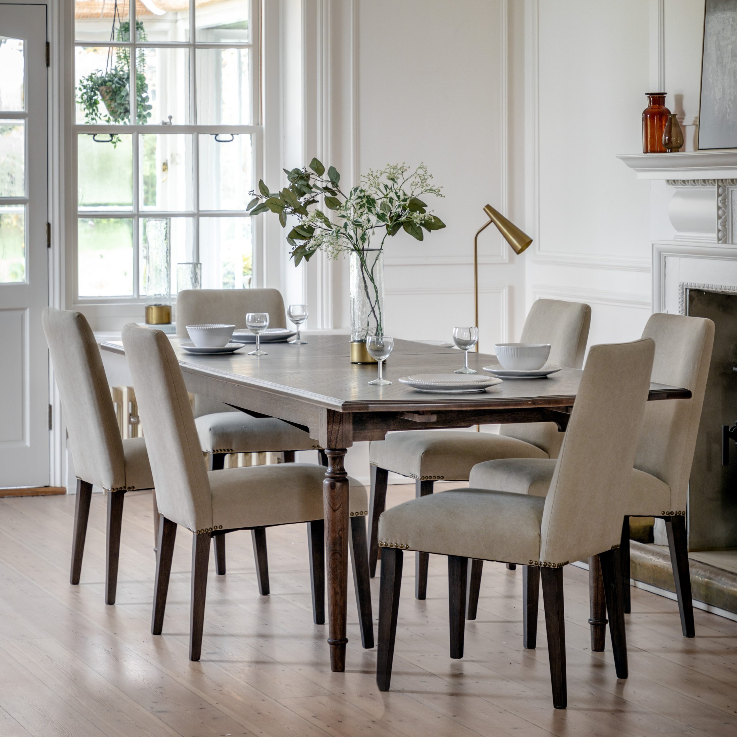 Gallery Direct Madison Extending Dning Table
