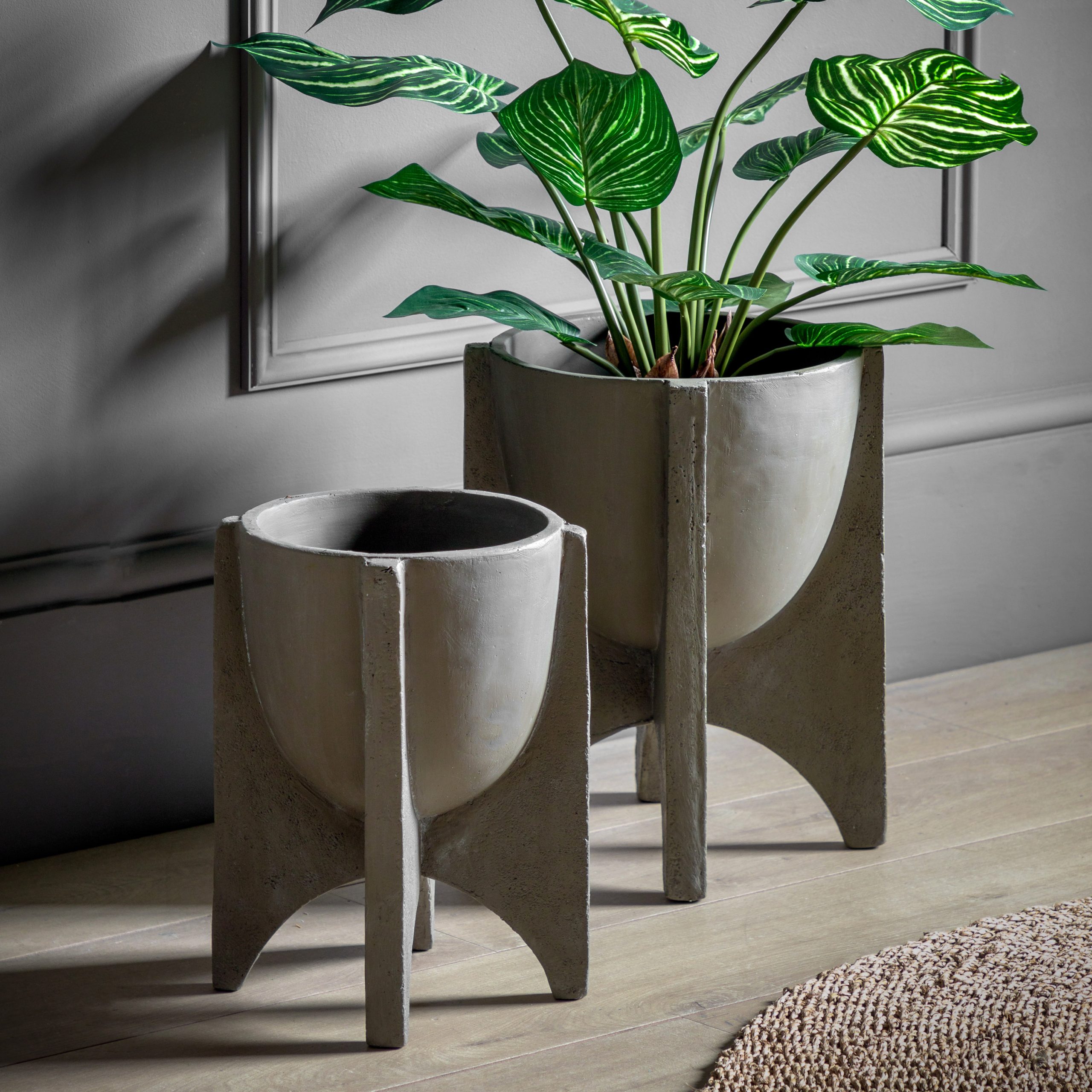 Gallery Direct Tito Planter Large Antique Stone