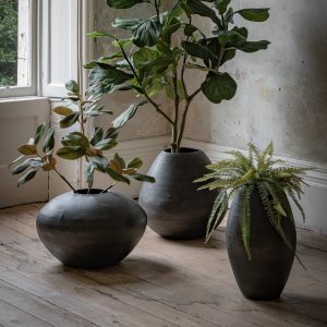Gallery Direct Artistic Aluminium Vase Chatai | Shackletons