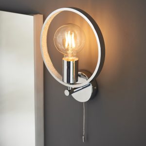 Gallery Direct Merola Bathroom 1 Wall Light Chrome | Shackletons