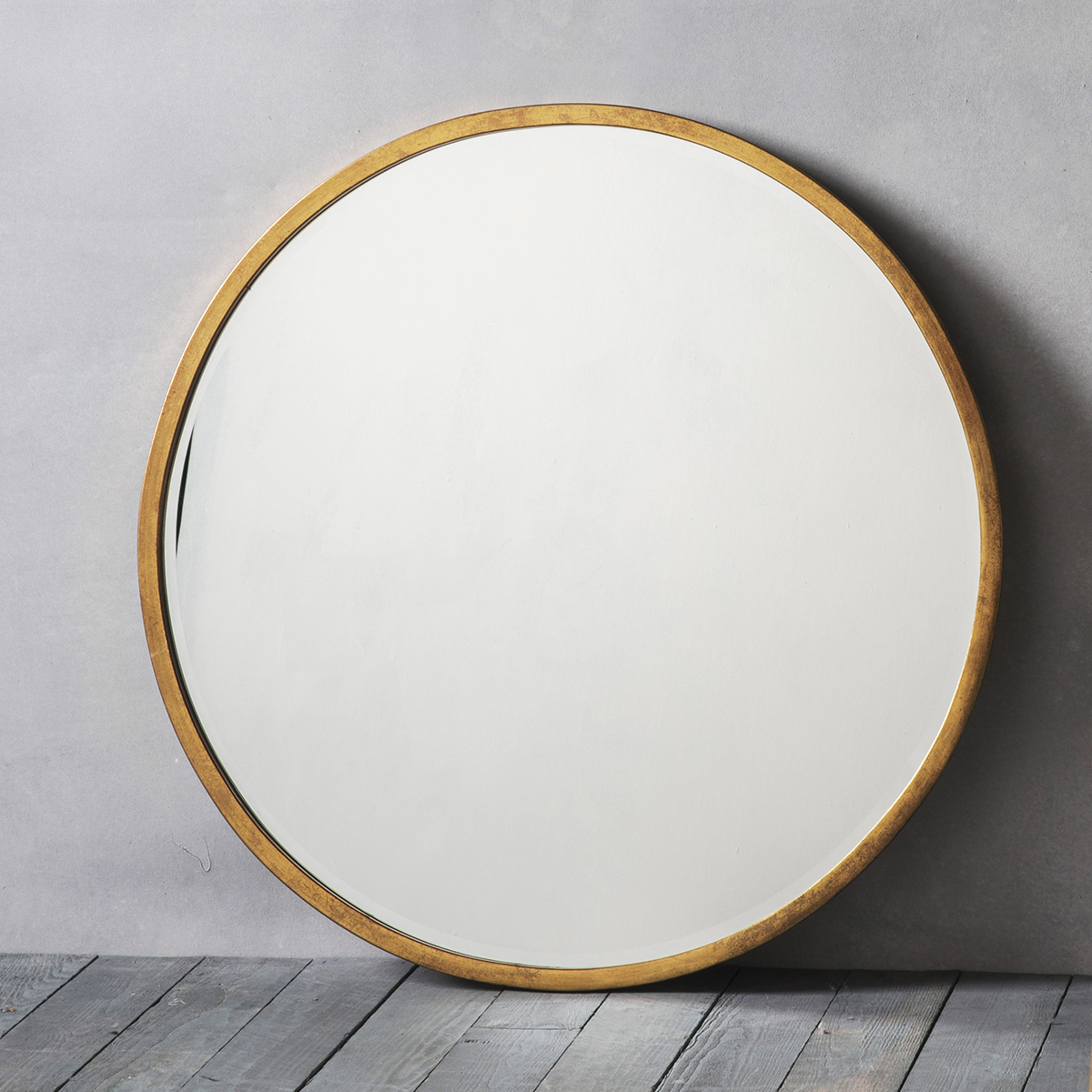 Gallery Direct Higgins Round Mirror Antique Gold