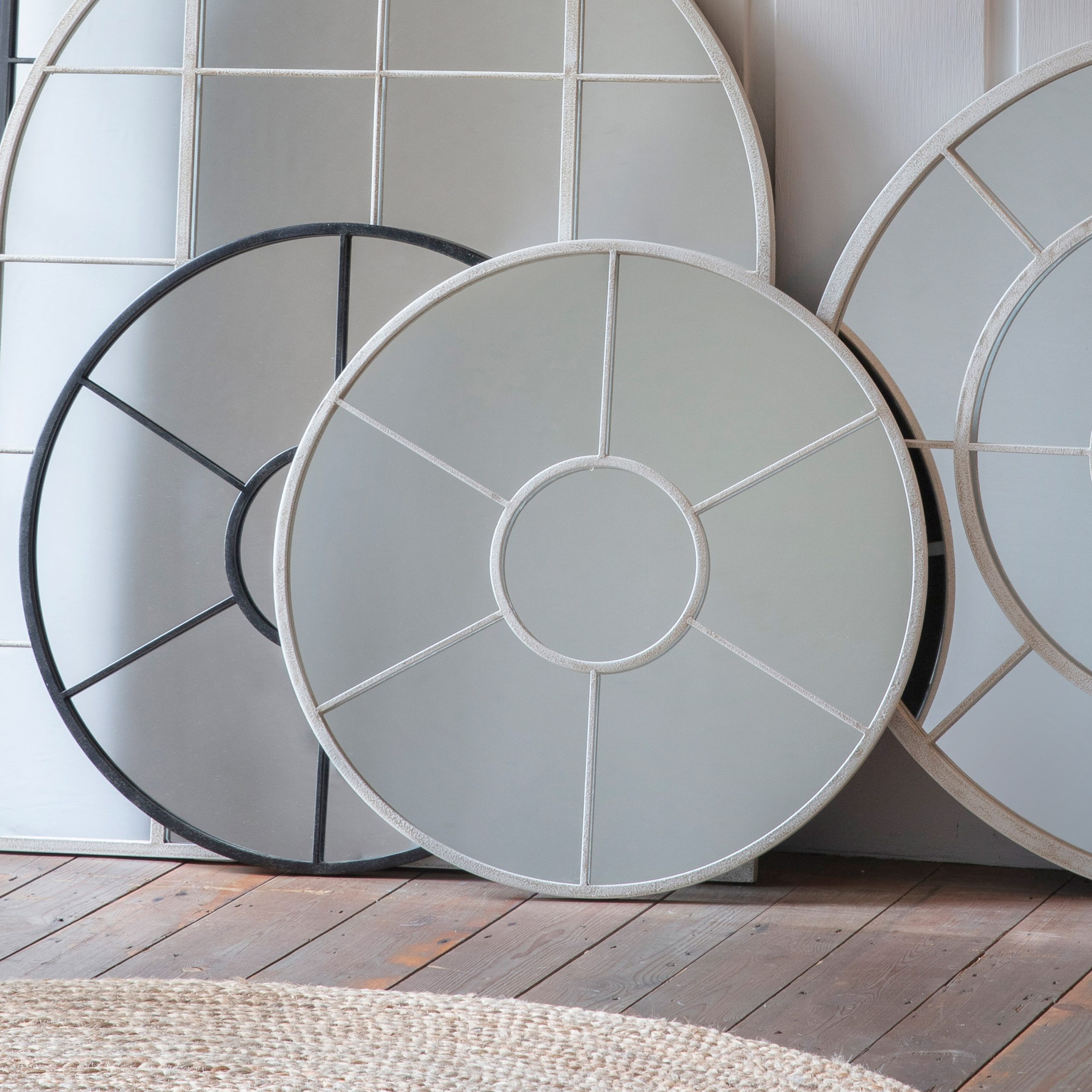 Gallery Direct Valence Round Mirror White