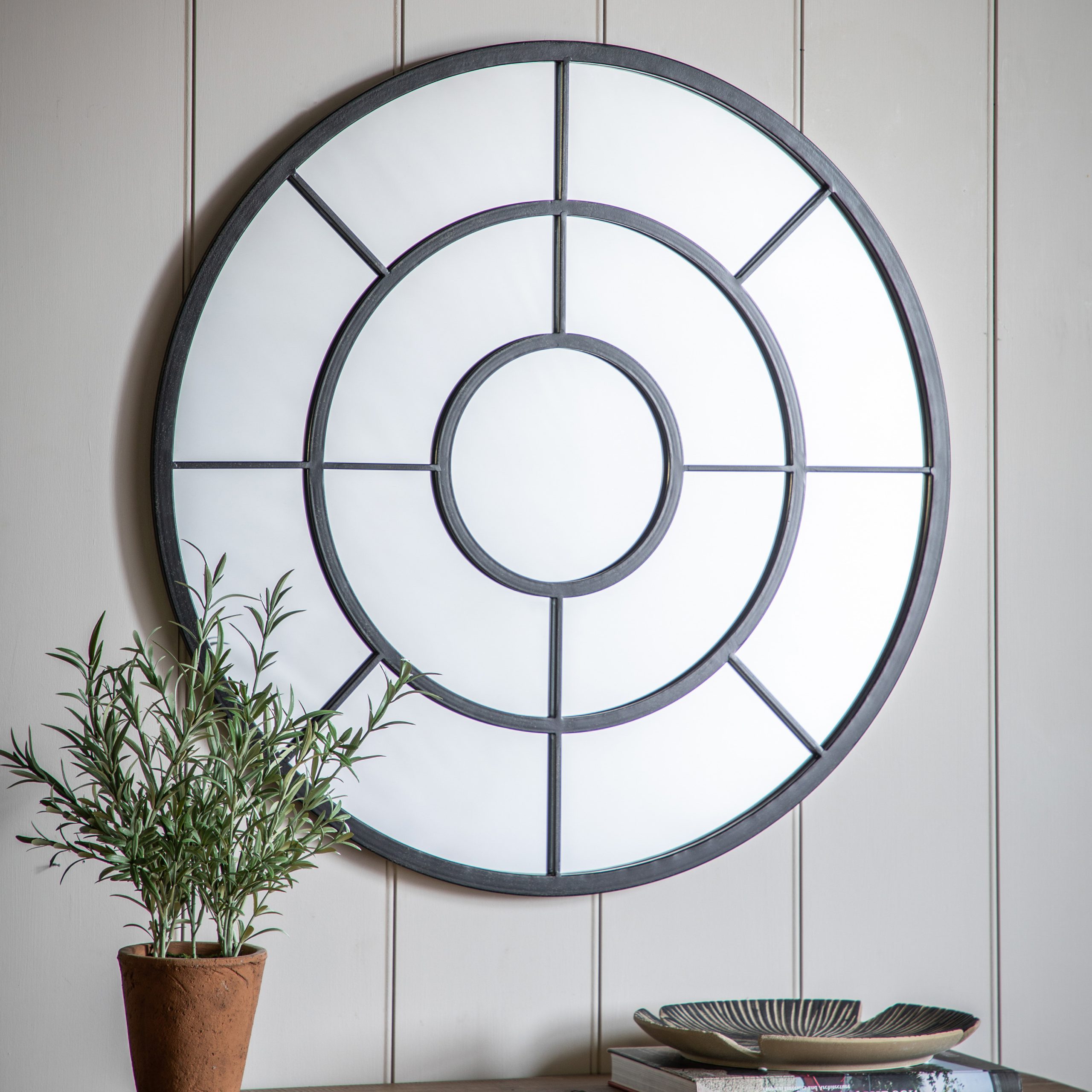 Gallery Direct Richborough Round Mirror Black