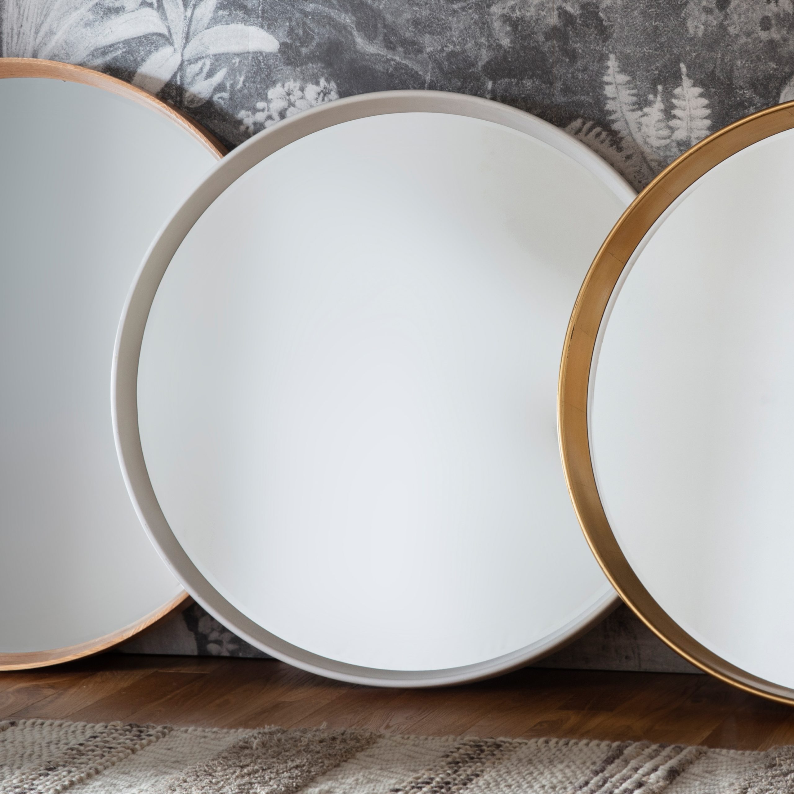 Gallery Direct Harvey Round Mirror White