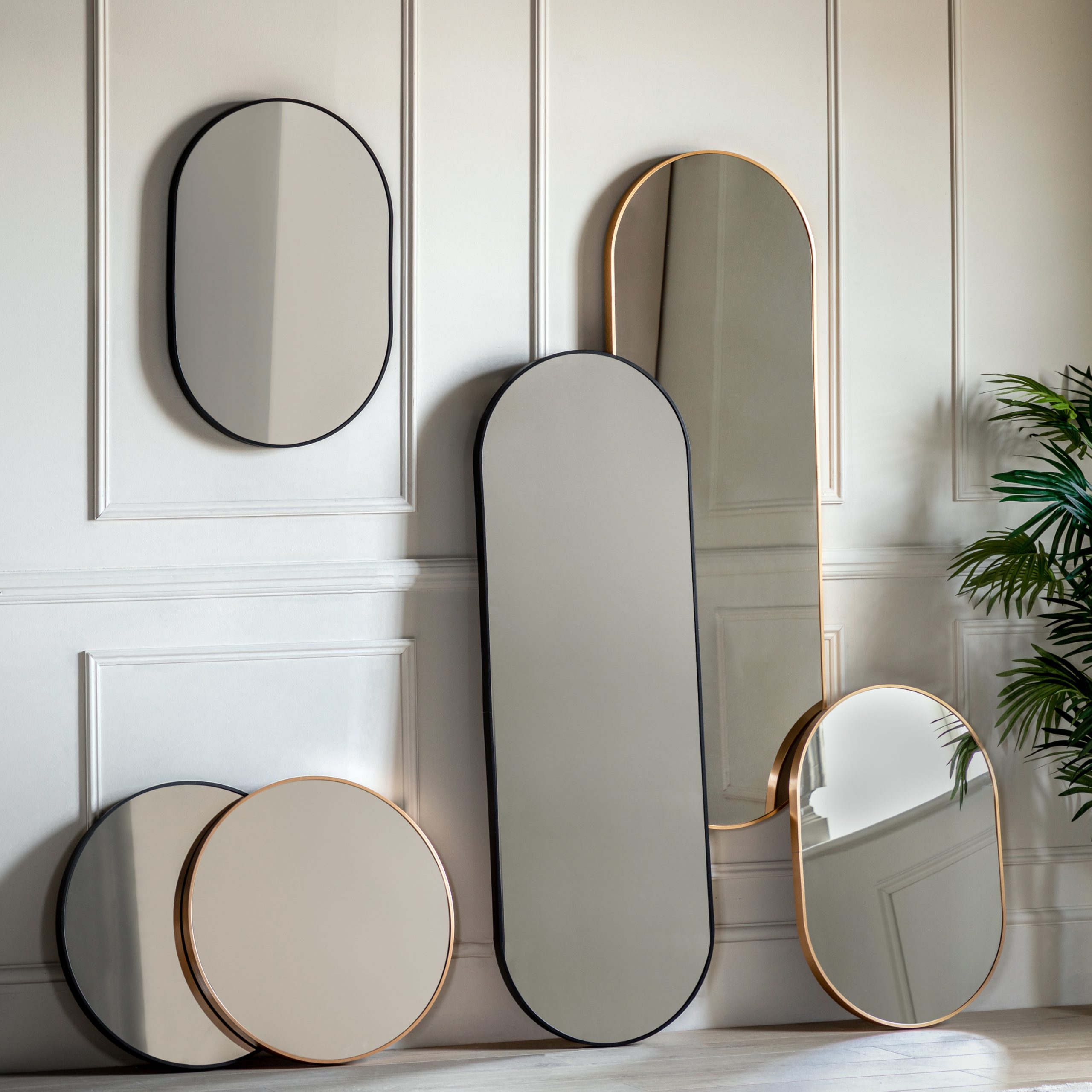 Gallery Direct Yardley Mirror Round Black