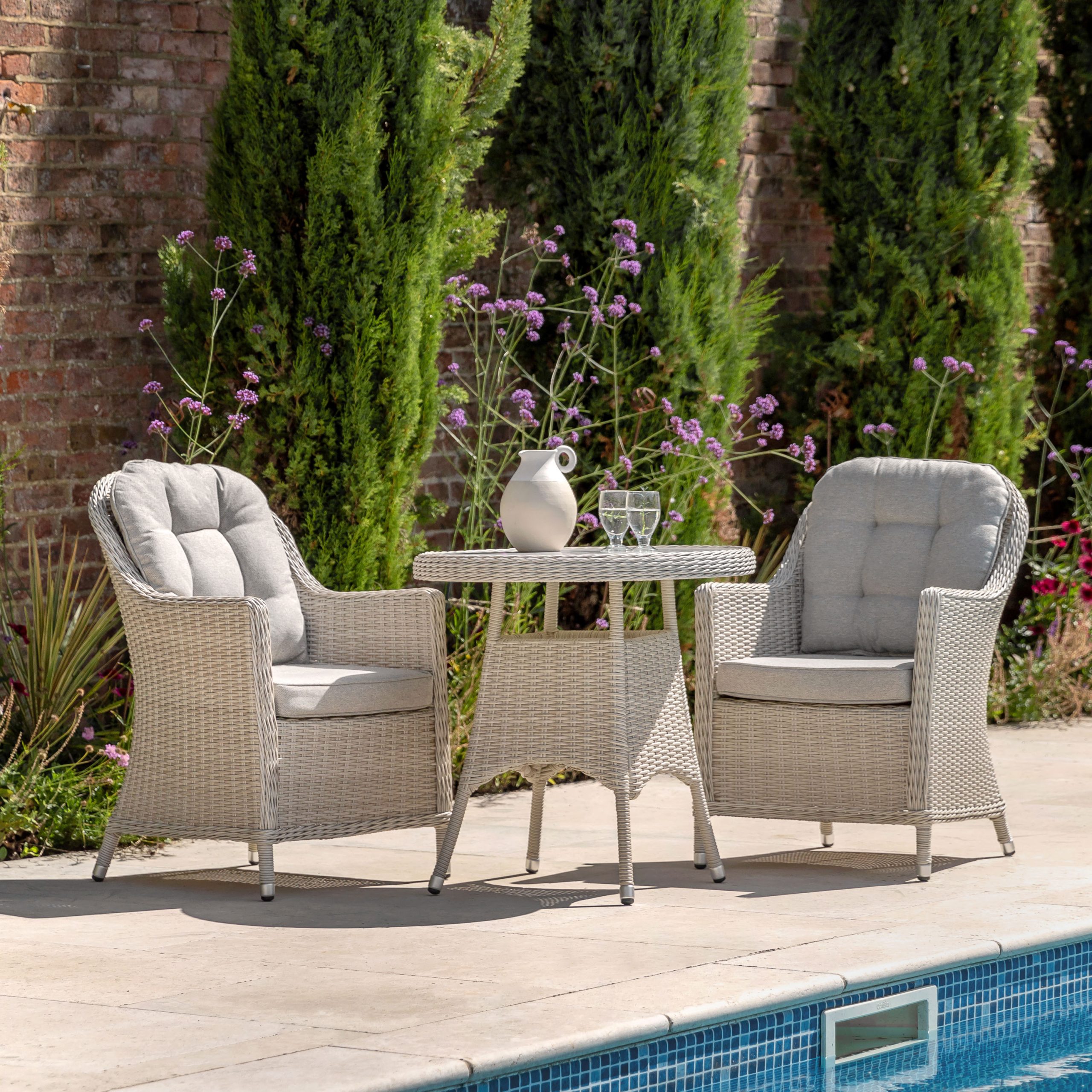 Gallery Outdoor Holton Bistro Set | Shackletons