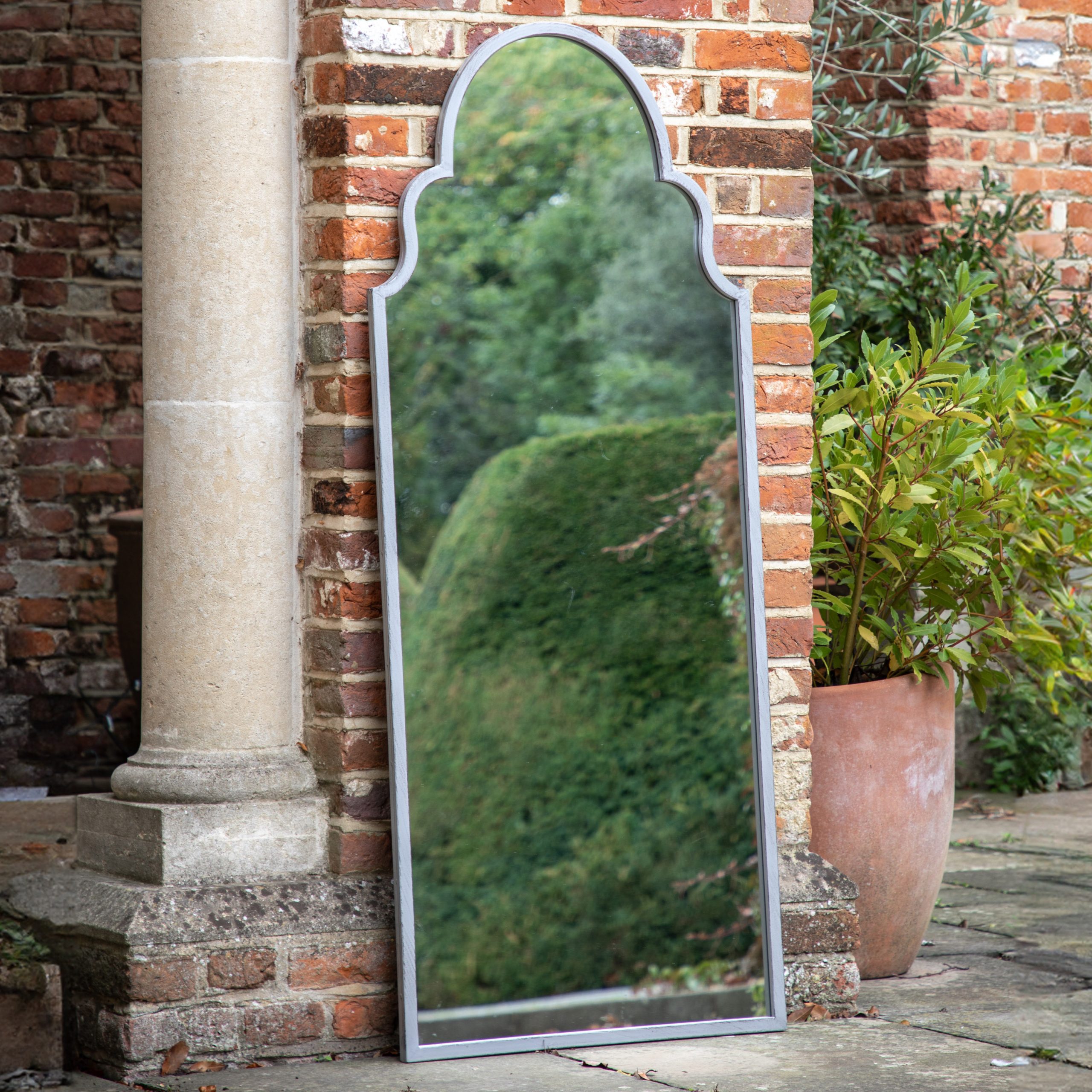 Gallery Direct Tilmanstone Outdoor mirror Vintage Grey
